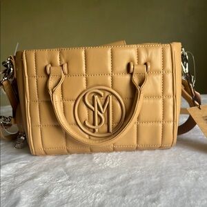 Steven Madden  Crossbody Bag for woman .